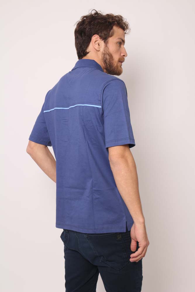 Chomba Bordada con vivo en pecho