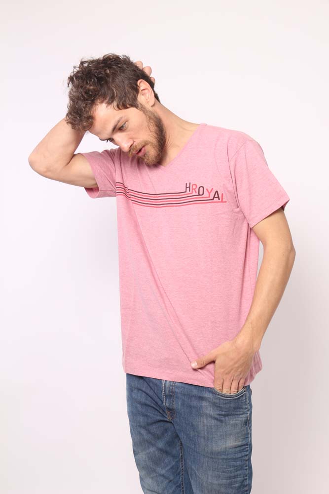 Remera Cuello V Jaspeada estampada