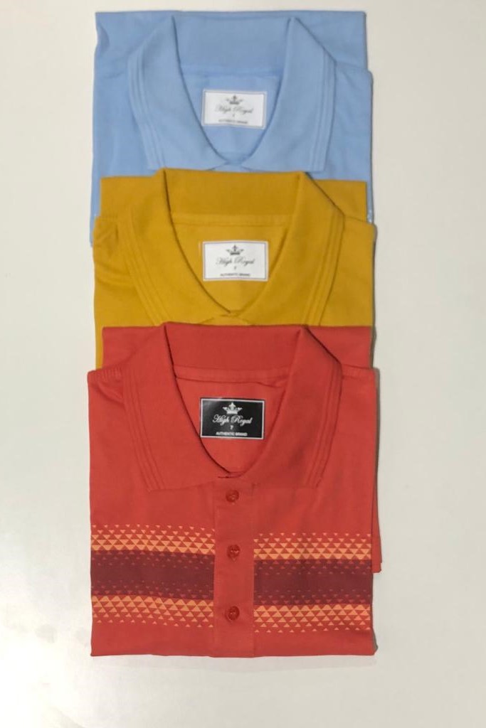 CHOMBA ESTAMPADO TRIANGULO