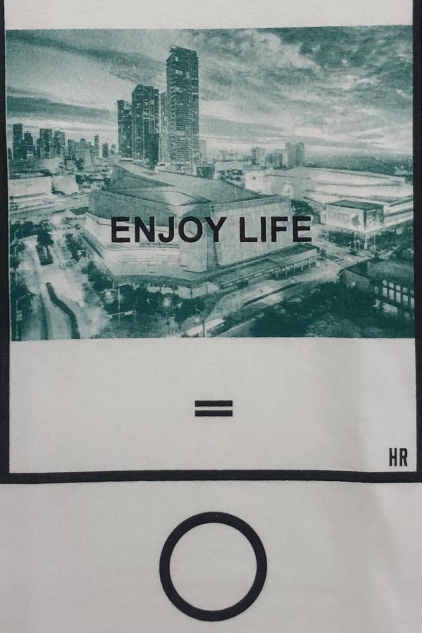 REMERA ENJOY LIFE