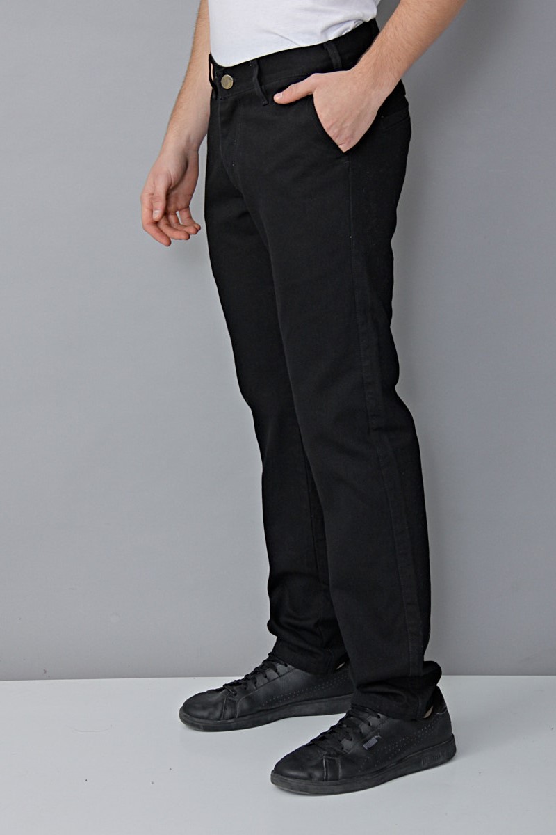 JEAN NEGRO CORTE CHINO RECTO