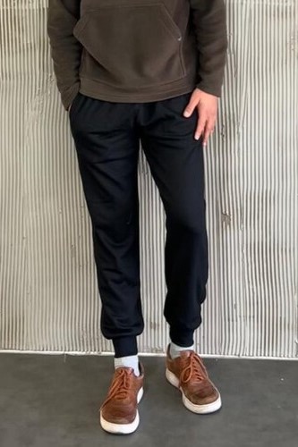 JOGGING RUSTICO CON PUÑO